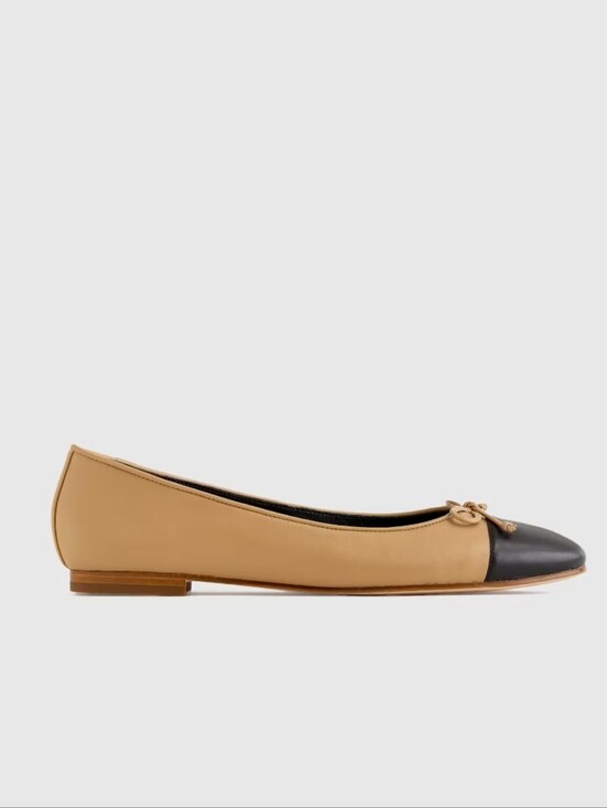 Quince Shoes - Quince Italian Leather Cap-toe Ballet Flats - Cashew & black